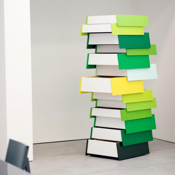 Commode Stack – Image 2