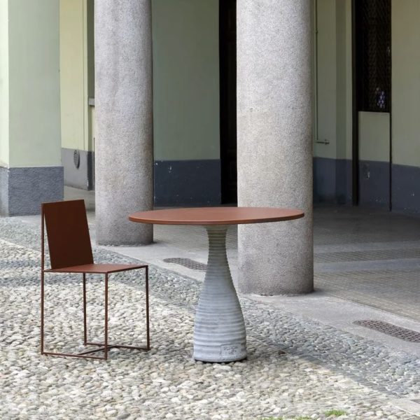Table Porcin'Off – Image 2